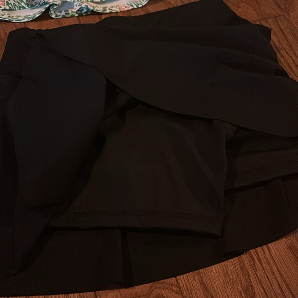 2 skorts - Picture 4 of 5